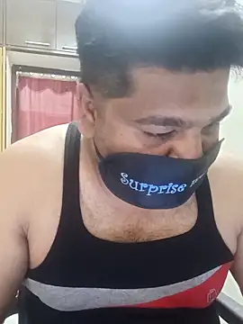 sandy boy   online show from 04/23/26, 01:51