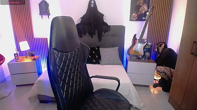 Nyxnocturne online show from 03/31/26, 12:05