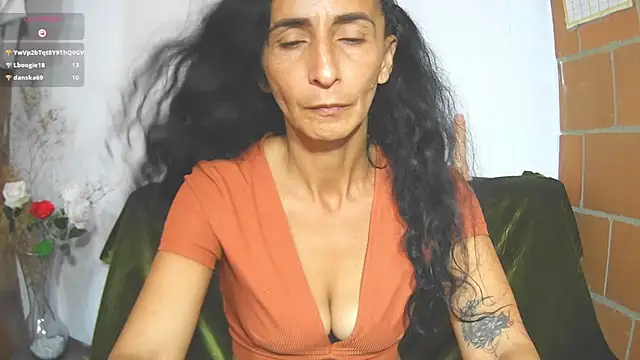 SamanttaLopez online show from 05/31/26, 06:09