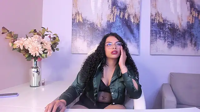 scarlett  2 online show from 03/31/26, 09:48