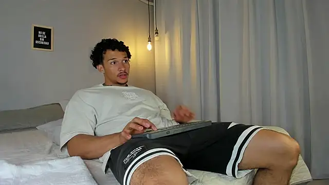 dominik drake online show from 04/18/26, 12:42