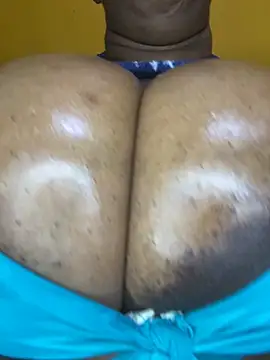 BoobsQueeen online show from 05/21/26, 02:29