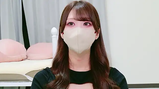 Snapshot of rena_1 chatting on 05/14/26, 12:34 rena 1 online show from 05/14/26, 12:34