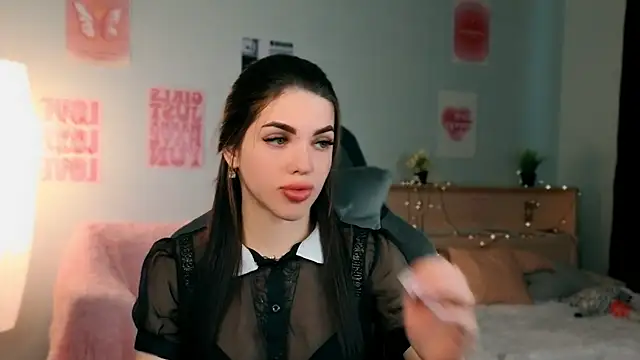 molly rettyy online show from 05/14/26, 04:30