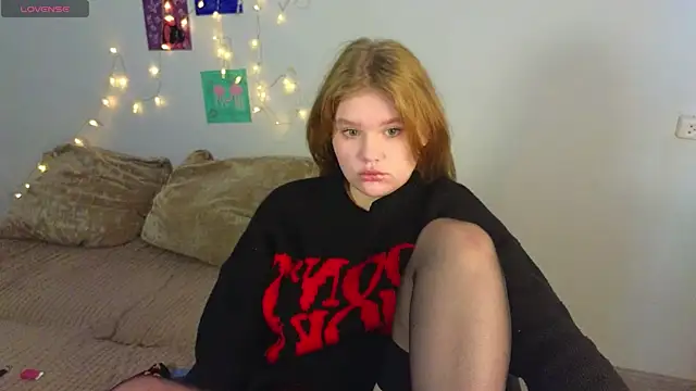 Snapshot of BeautifulPleasureFairy chatting on 04/23/26, 02:35 BeautifulPleasureFairy online show from 04/23/26, 02:35