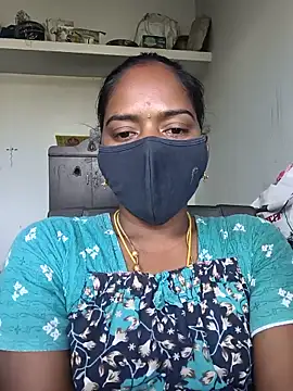 Snapshot of Tamil_Sangeetha chatting on 06/05/26, 09:15 Tamil Sangeetha online show from 06/05/26, 09:15