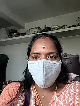 Snapshot of Tamil_Sangeetha chatting on 06/15/26, 05:09 Tamil Sangeetha online show from 06/15/26, 05:09