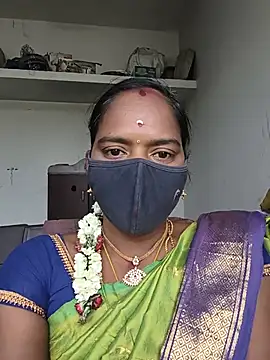 Snapshot of Tamil_Sangeetha chatting on 07/05/26, 09:27 Tamil Sangeetha online show from 07/05/26, 09:27
