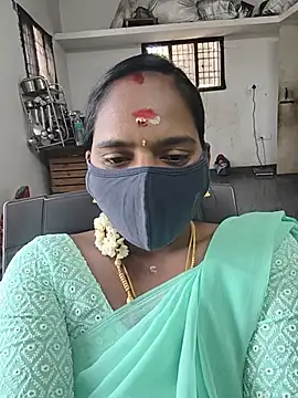 Snapshot of Tamil_Sangeetha chatting on 07/07/26, 07:09 Tamil Sangeetha online show from 07/07/26, 07:09