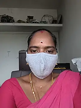 Snapshot of Tamil_Sangeetha chatting on 07/14/26, 04:50 Tamil Sangeetha online show from 07/14/26, 04:50