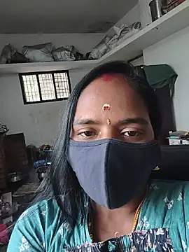 Snapshot of Tamil_Sangeetha chatting on 07/18/26, 09:46 Tamil Sangeetha online show from 07/18/26, 09:46