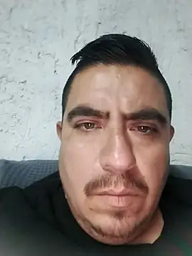Snapshot of Manuel3910 chatting on 07/18/26, 05:55 Manuel3910 online show from 07/18/26, 05:55