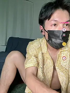 Snapshot of -YumaUemura- chatting on 05/12/26, 12:24 -YumaUemura- online show from 05/12/26, 12:24