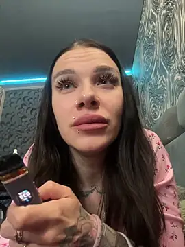 Maiden Of Pain online show from 03/30/26, 06:36