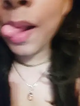 Snapshot of SweetTsAngel chatting on 04/07/26, 03:12 SweetTsAngel online show from 04/07/26, 03:12