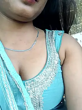 priyahot2001 online show from 04/20/26, 05:21