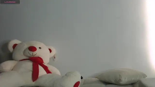 Snapshot of MissDolluxe chatting on 06/26/26, 02:38 MissDolluxe online show from 06/26/26, 02:38