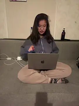 Z Milll online show from 05/11/26, 06:05