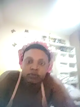 fauza12 online show from 04/21/26, 12:23