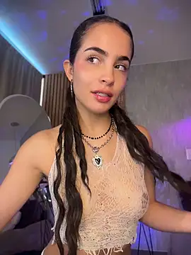 Snapshot of EmmaVonn chatting on 04/20/26, 07:37 EmmaVonn online show from 04/20/26, 07:37