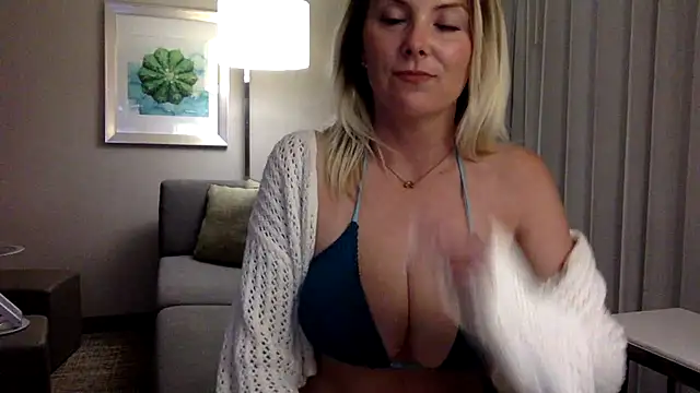 Natural DDD online show from 05/03/26, 04:18