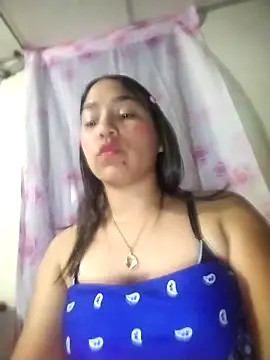 Snapshot of erikabella chatting on 04/02/26, 01:14 erikabella online show from 04/02/26, 01:14