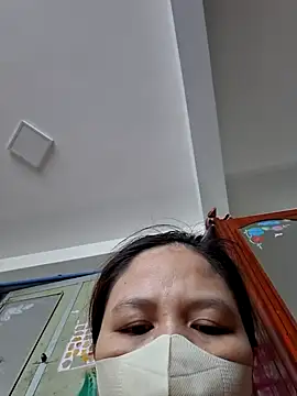 Yummy 9x online show from 06/19/26, 01:43