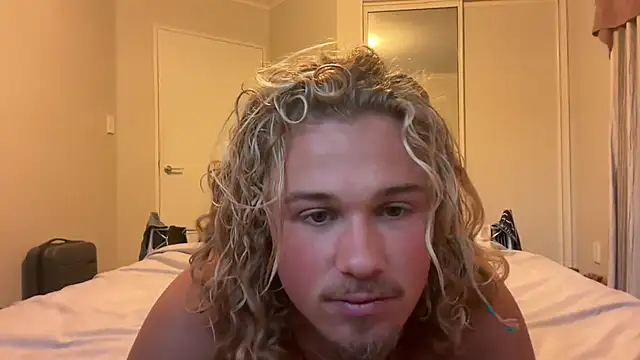 Snapshot of Mike_sunn chatting on 03/30/26, 06:03 Mike sunn online show from 03/30/26, 06:03