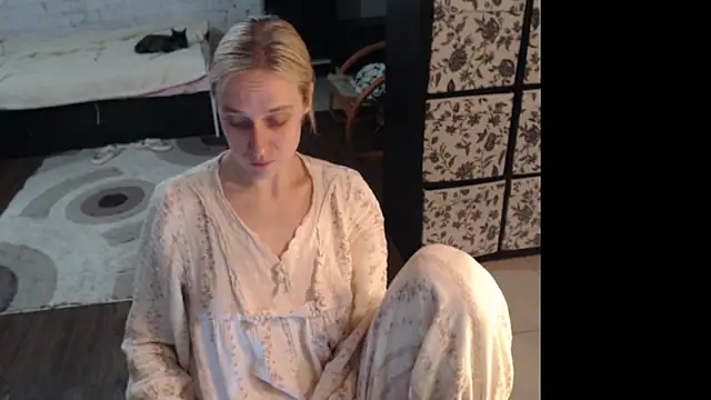 Snapshot of Sweet_hot_shrmp chatting on 05/27/26, 01:57 Sweet hot shrmp online show from 05/27/26, 01:57