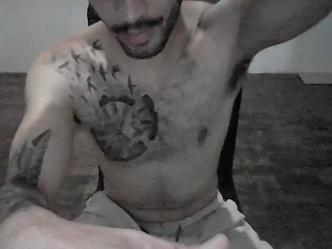 Snapshot of NoxxVx chatting on 04/11/26, 03:44 NoxxVx online show from 04/11/26, 03:44