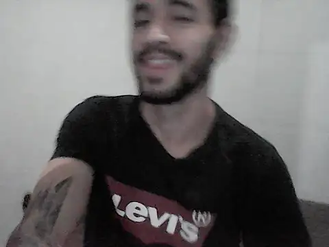 Snapshot of NoxxVx chatting on 05/15/26, 02:07 NoxxVx online show from 05/15/26, 02:07