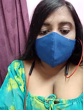Tami-sonia online show from 05/04/26, 06:04