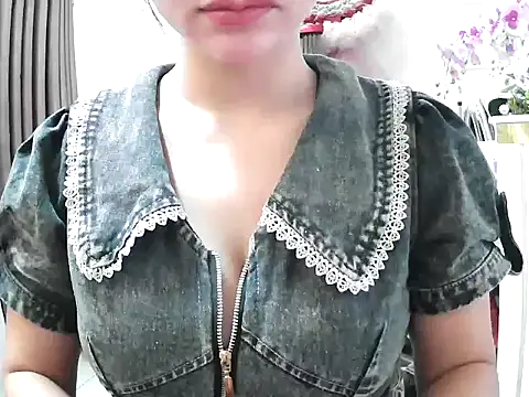 Lyna 2k online show from 06/11/26, 08:23