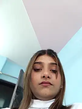   Hot  Lakshmi   online show from 04/14/26, 09:15