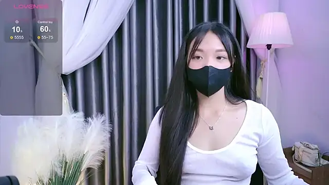 Lu Ly22 online show from 06/04/26, 04:07