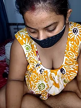 Snapshot of CamGirl_Neha chatting on 05/25/26, 08:31 CamGirl Neha online show from 05/25/26, 08:31