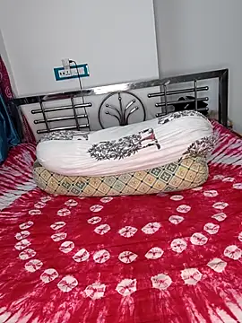 Snapshot of CamGirl_Neha chatting on 05/29/26, 11:14 CamGirl Neha online show from 05/29/26, 11:14