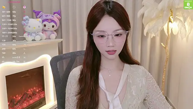 Snapshot of youmibaby11 chatting on 06/28/26, 02:45 youmibaby11 online show from 06/28/26, 02:45
