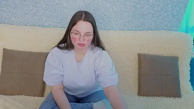 SofiDreamm online show from 04/24/26, 02:19