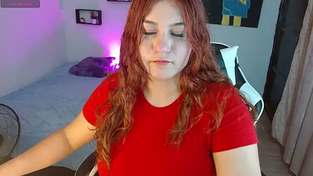  Lucianaa 1 online show from 04/22/26, 03:42