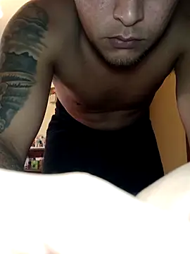 Snapshot of maicolvalejo4444 chatting on 04/06/26, 06:09 maicolvalejo4444 online show from 04/06/26, 06:09