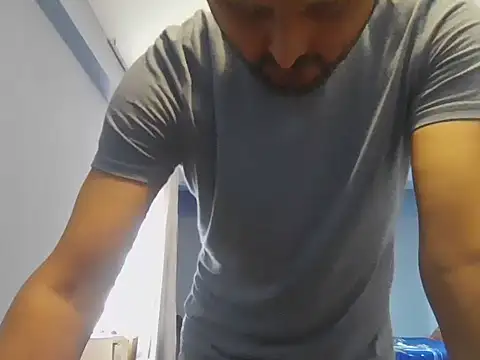 Snapshot of Evan0712 chatting on 03/30/26, 05:58 Evan0712 online show from 03/30/26, 05:58