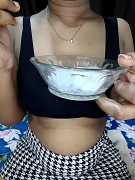 Piyu x online show from 05/11/26, 07:22