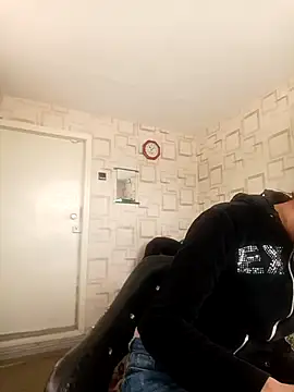 lisa wey online show from 04/18/26, 08:07