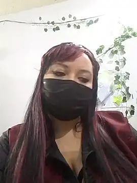 Snapshot of sweetadamisoffice chatting on 04/14/26, 11:33 sweetadamisoffice online show from 04/14/26, 11:33