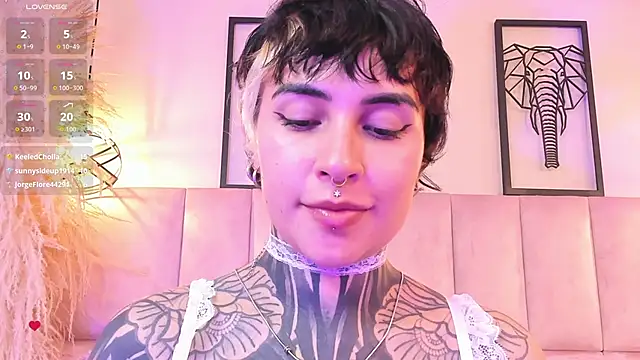 Luana fiore online show from 05/16/26, 07:34