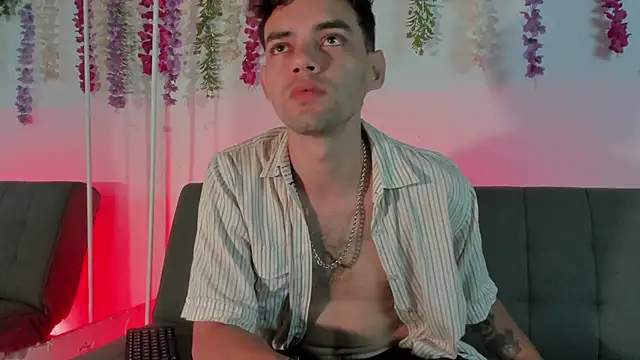 Snapshot of Dope_BoyGGs chatting on 03/31/26, 04:46 Dope BoyGGs online show from 03/31/26, 04:46