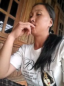 Snapshot of Lisa-aa chatting on 03/31/26, 05:30 Lisa-aa online show from 03/31/26, 05:30