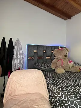 Danna 222  online show from 04/19/26, 05:34