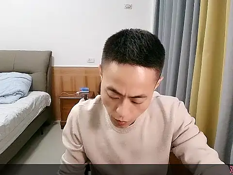 Snapshot of davidboys chatting on 05/02/26, 04:01 davidboys online show from 05/02/26, 04:01